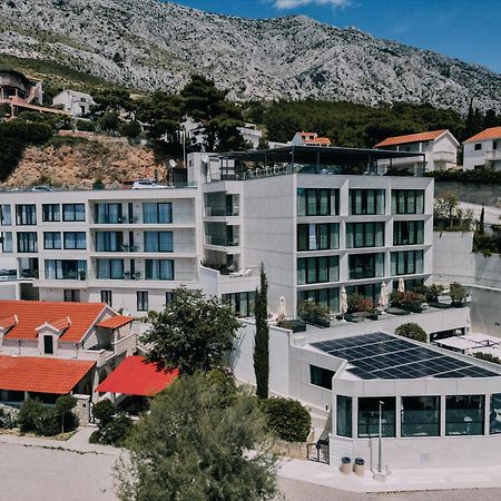 אומיס Hotel Medistone מראה חיצוני תמונה
