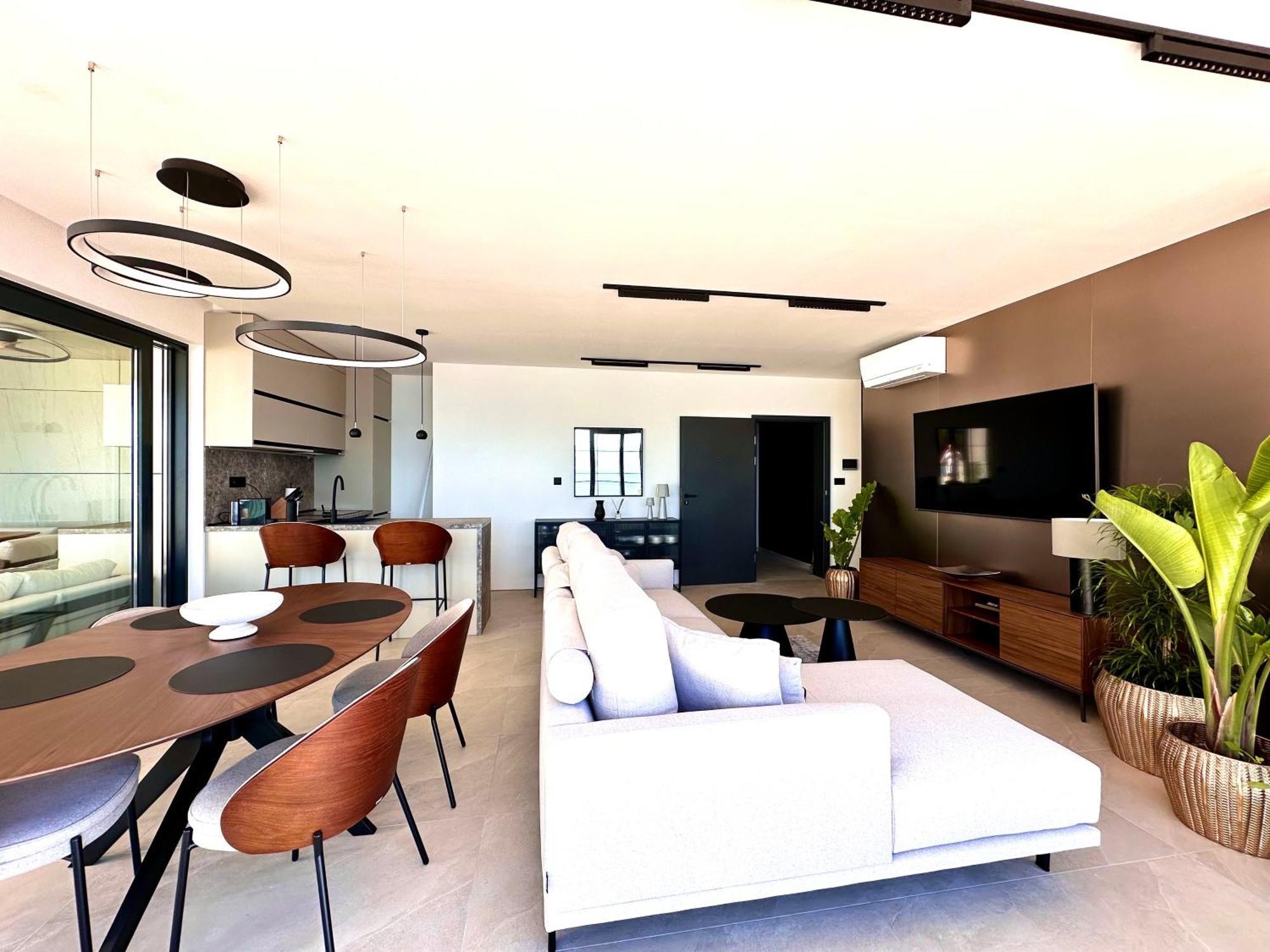 אומיס Hotel Medistone מראה חיצוני תמונה